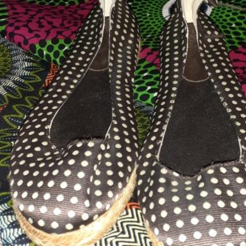 kenneth cole brown and white espadrilles